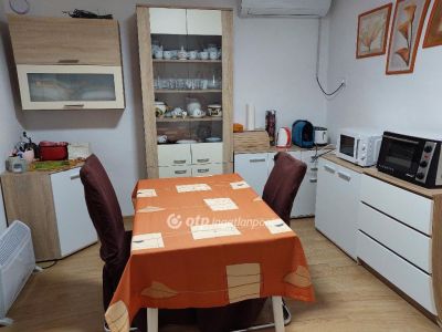 Eladó családi ház Dusnok