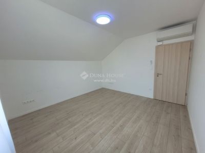Eladó családi ház Budapest