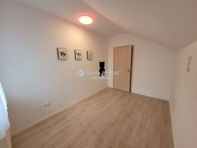 Eladó családi ház Budapest
