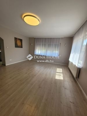 Eladó családi ház Budapest