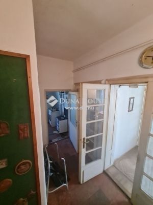 Eladó családi ház Budapest