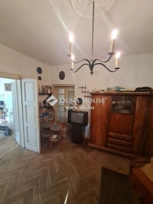 Eladó családi ház Budapest