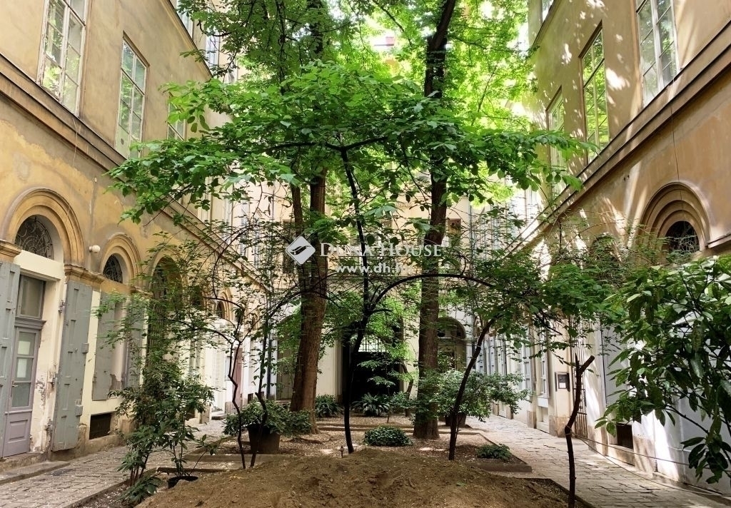 Eladó lakás Budapest