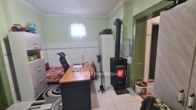 Eladó családi ház Csengőd