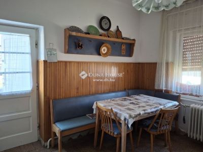 Eladó családi ház Mecseknádasd
