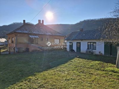 Eladó családi ház Mecseknádasd