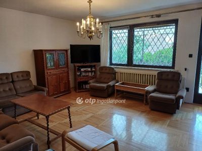 Eladó családi ház Budapest