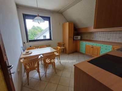 Eladó családi ház Budapest