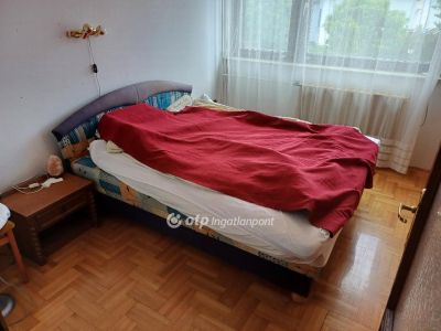 Eladó családi ház Budapest