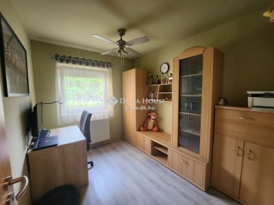 Eladó lakás Kozármisleny