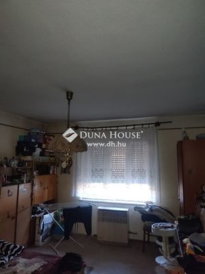 Eladó családi ház Kóka