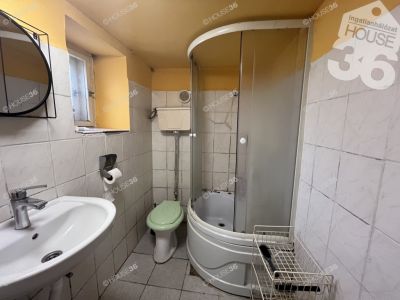 Eladó családi ház Nagykőrös