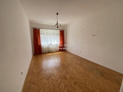 Eladó lakás Pécs