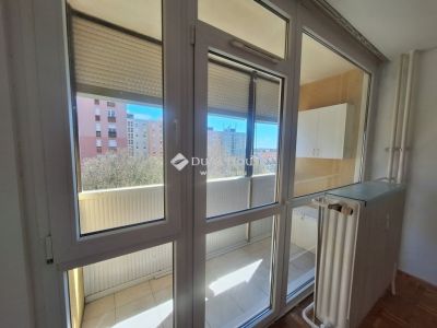 Eladó lakás Pécs