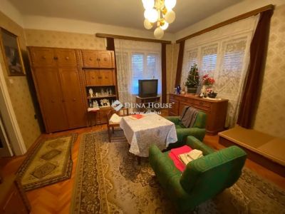 Eladó családi ház Budaörs