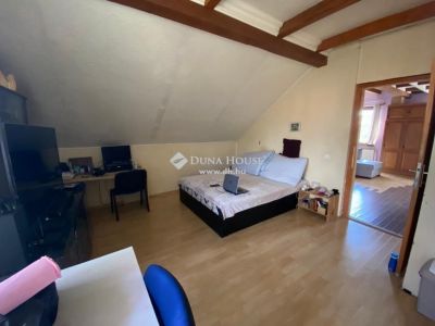 Eladó családi ház Budaörs