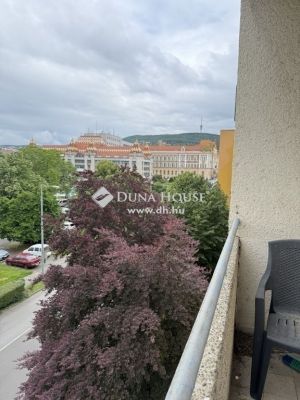 Eladó lakás Pécs