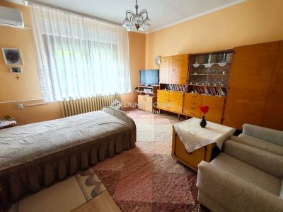 Eladó családi ház Békéscsaba