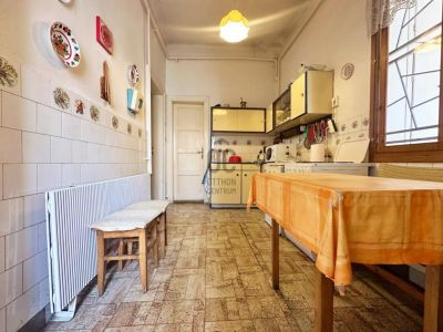 Eladó családi ház Budapest