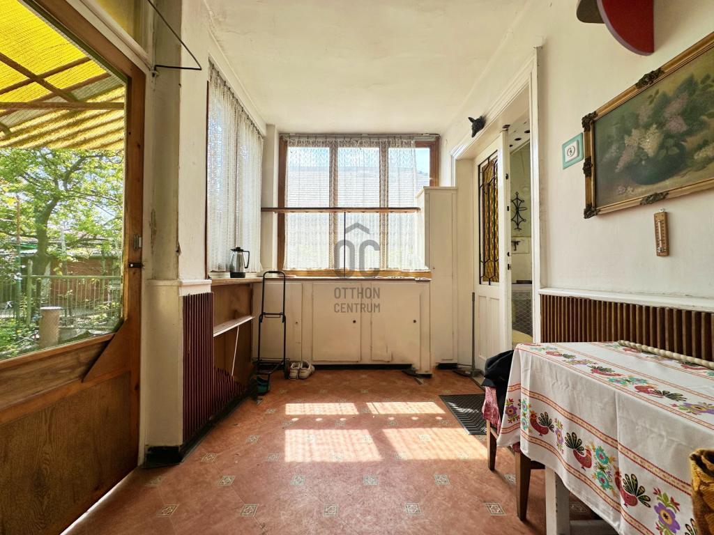 Eladó családi ház Budapest