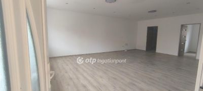 Eladó családi ház Csanytelek