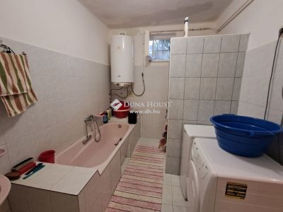 Eladó családi ház Tiszaföldvár