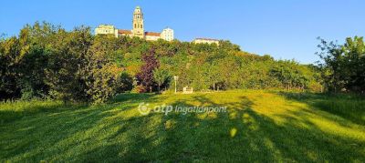 Eladó családi ház Pannonhalma