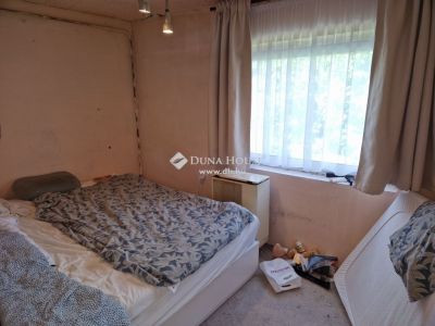 Eladó családi ház Monor