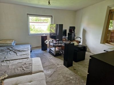 Eladó családi ház Monor