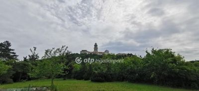 Eladó családi ház Pannonhalma